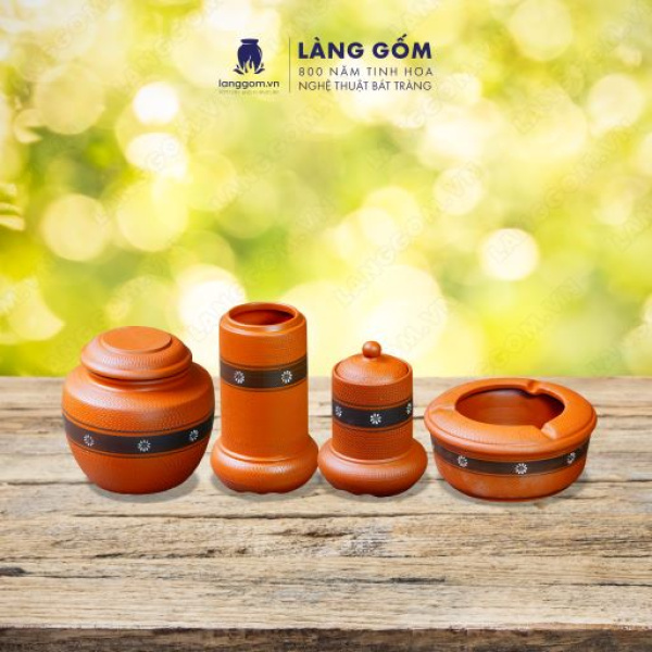 Bộ ấm chén và bộ phụ kiện men mộc hoa ban 