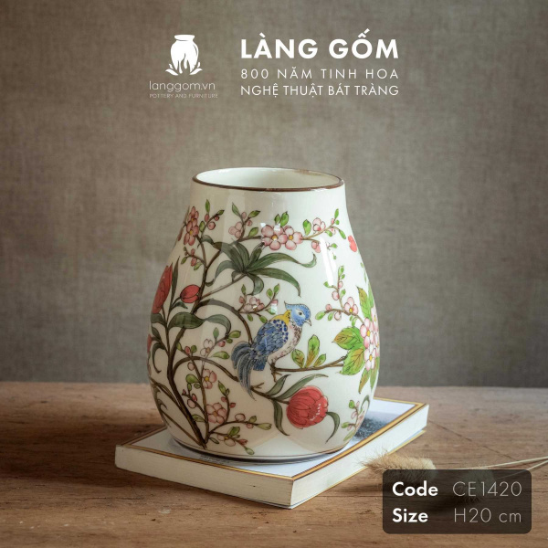 Lọ hoa vẽ tay men màu họa tiết hoa đào